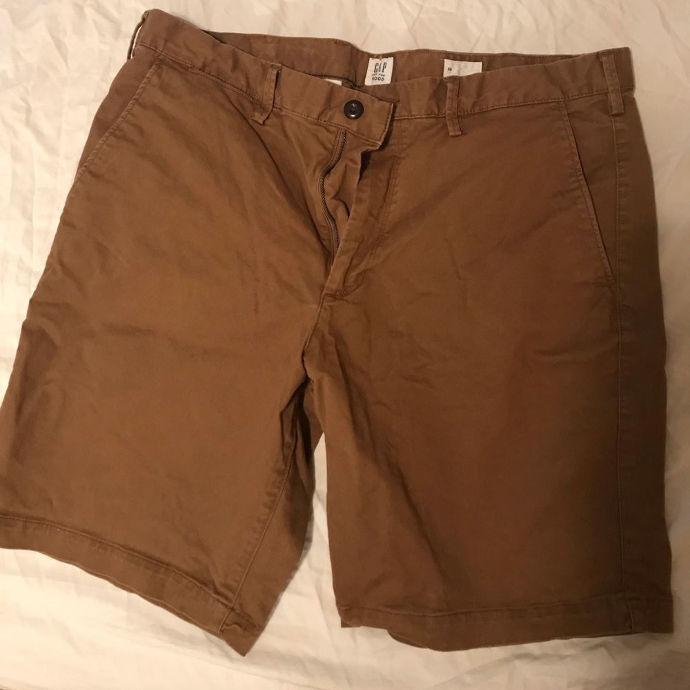 Gap shorts